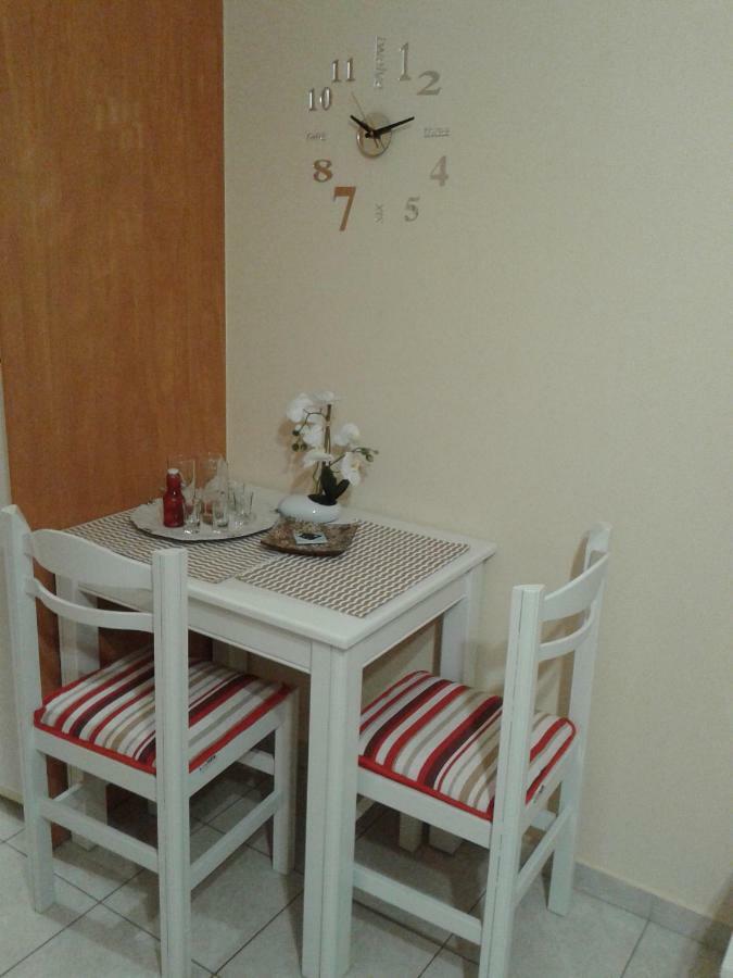 Sea View Cozy Studio Near Center Of Rethymno Town Екстериор снимка